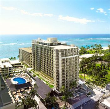 Outrigger Reef on the Beach
